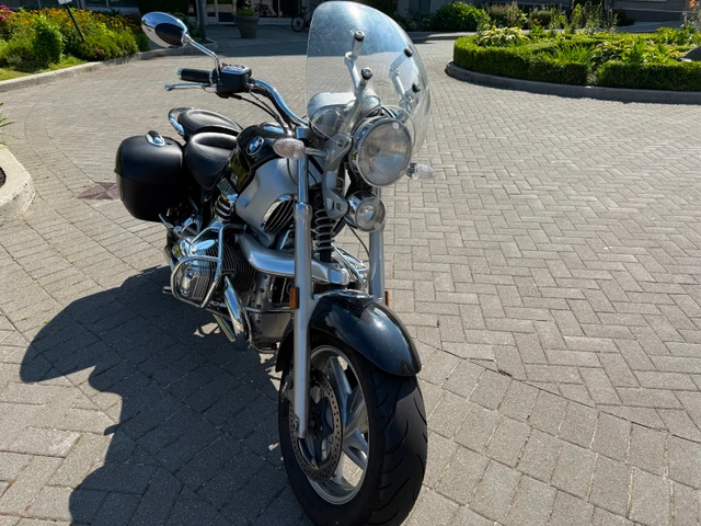 2004 BMW, 46 804 km, dovoz Kanada — foto 4 z 5