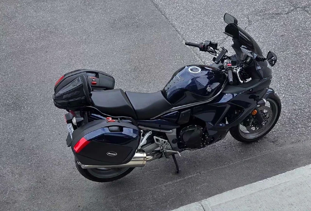 2014 Suzuki, 69 000 km, dovoz Kanada — foto 2 z 4