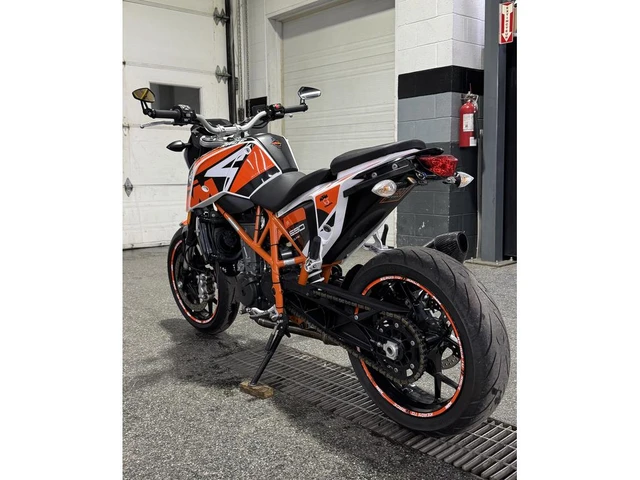 2017 KTM, 16 900 km, dovoz Kanada — foto 4 z 5