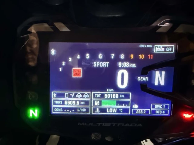 2017 Ducati, 50 168 km, dovoz Kanada — foto 3 z 5