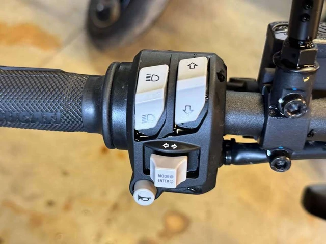 2022 Ducati, 2 871 km, dovoz Kanada — foto 5 z 5