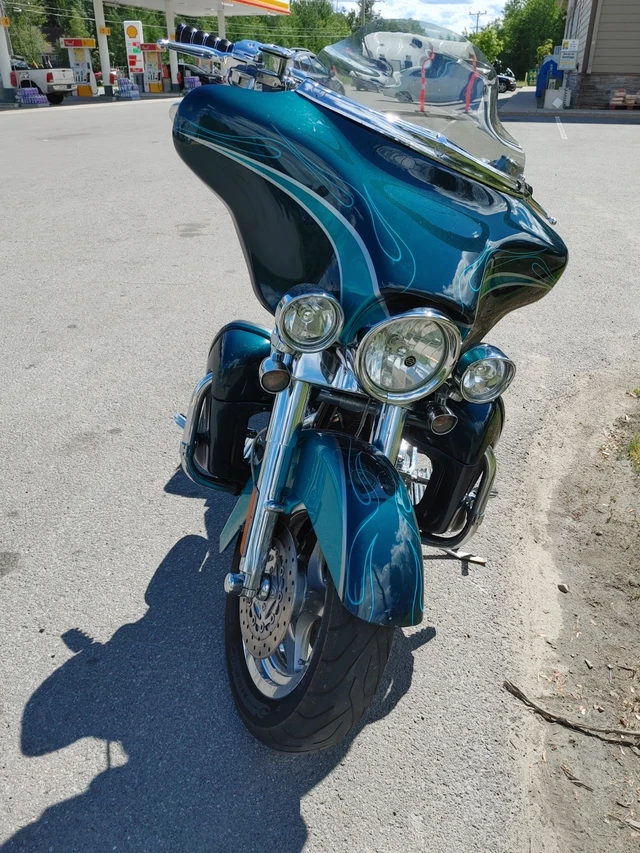 2005 Harley-Davidson, 167 000 km, dovoz Kanada — foto 3 z 5