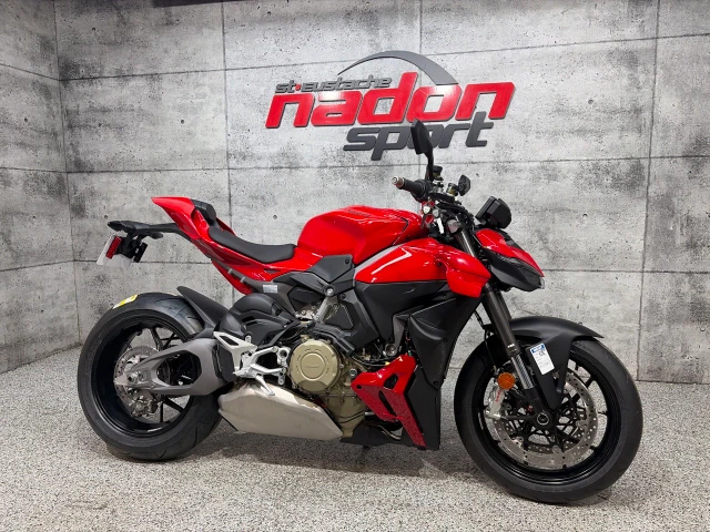 2026 Ducati, dovoz Kanada — foto 2 z 5