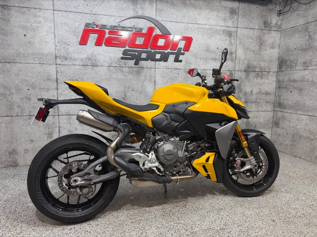 2026 Ducati, dovoz Kanada — foto 4 z 5