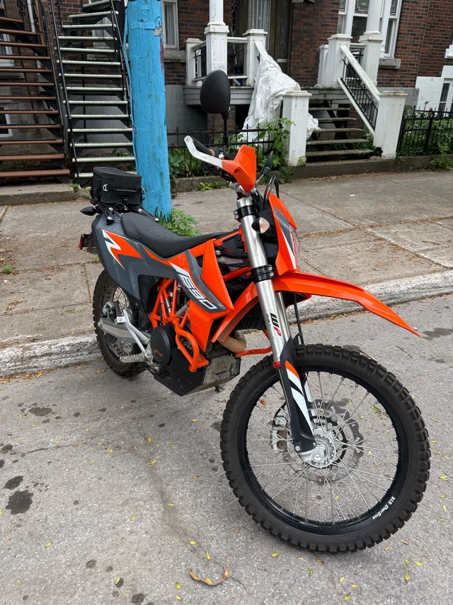 2022 KTM, 4 500 km, dovoz Kanada — foto 3 z 5