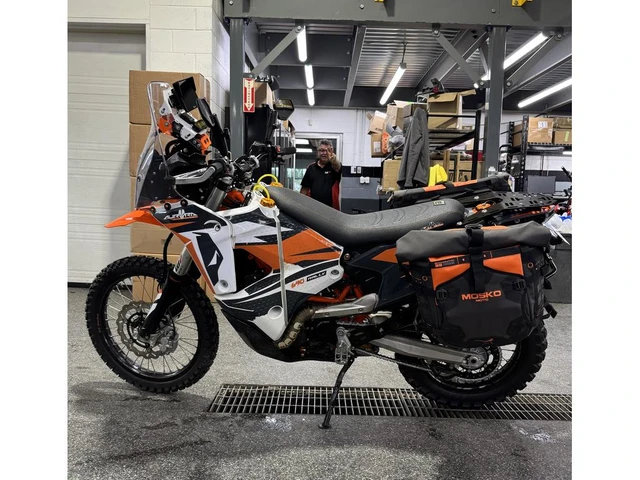 2021 KTM, 21 900 km, dovoz Kanada — foto 5 z 5