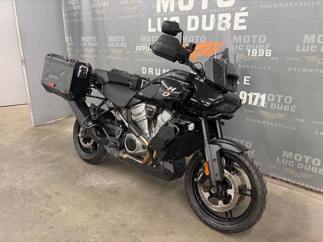 2022 Harley-Davidson, 21 381 km, dovoz Kanada — foto 2 z 5