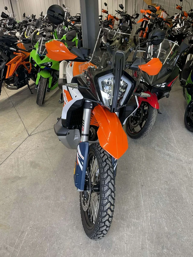 2026 KTM, dovoz Kanada — foto 5 z 5