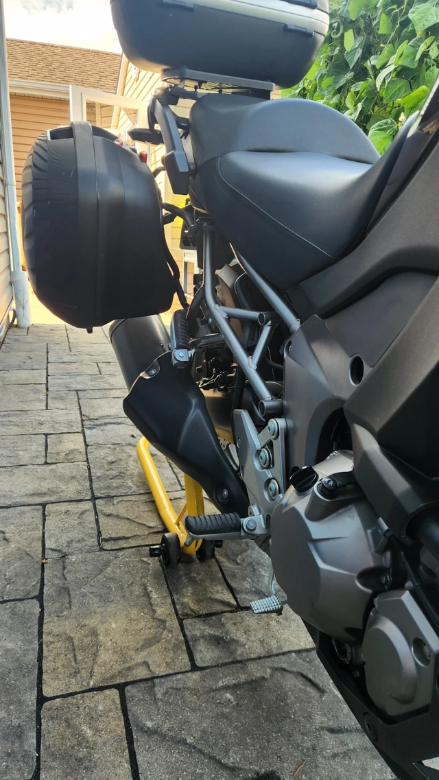 2012 Kawasaki, 62 000 km, dovoz Kanada — foto 4 z 5