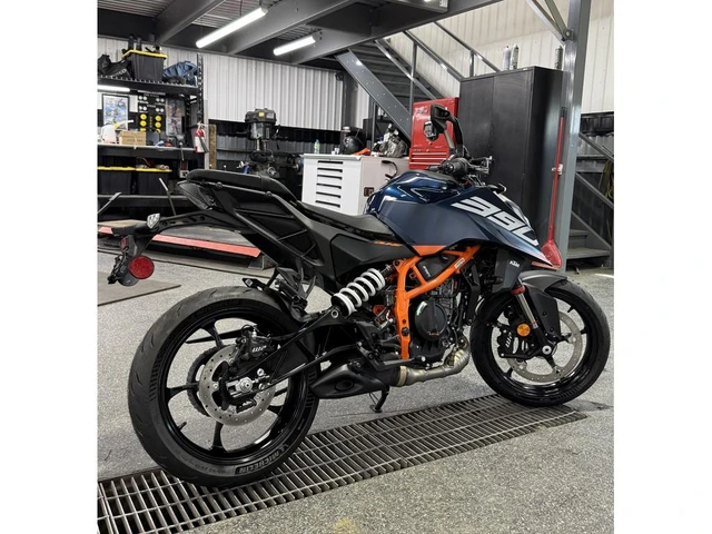 2026 KTM, dovoz Kanada — foto 2 z 5
