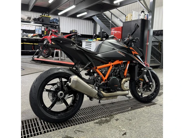 2026 KTM, dovoz Kanada — foto 2 z 5