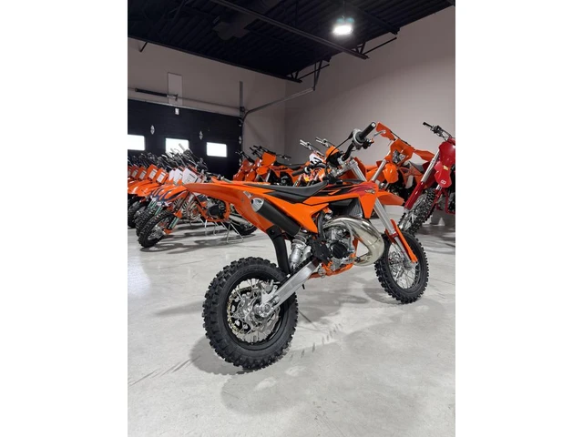 2027 KTM, dovoz Kanada — foto 2 z 5