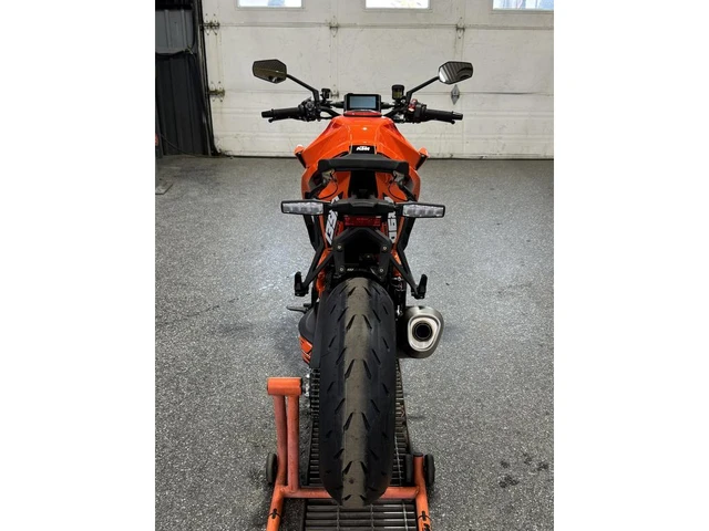 2026 KTM, dovoz Kanada — foto 3 z 5