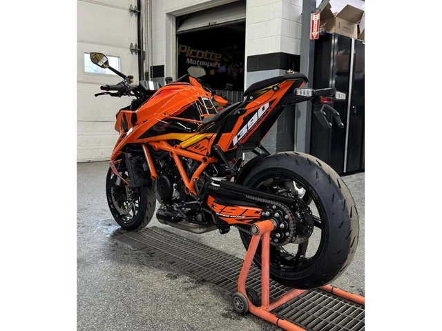 2026 KTM, dovoz Kanada — foto 4 z 5
