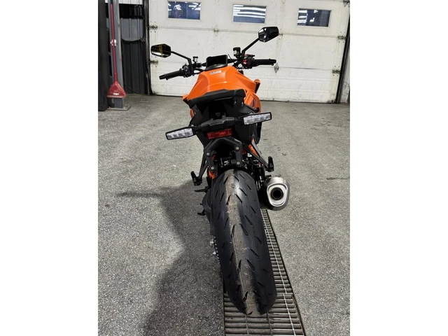 2026 KTM, dovoz Kanada — foto 3 z 5