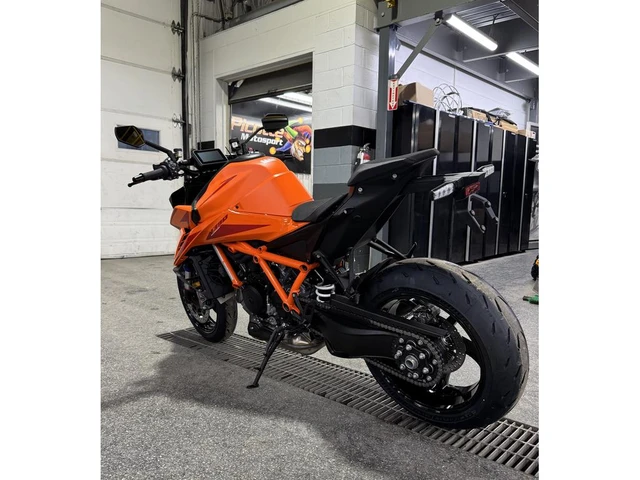 2026 KTM, dovoz Kanada — foto 4 z 5