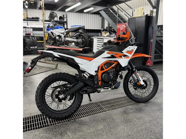 2026 KTM, dovoz Kanada — foto 2 z 5