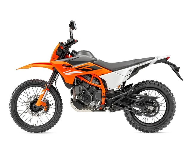 2026 KTM, dovoz Kanada — foto 4 z 5