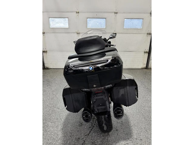 2024 BMW, 20 500 km, dovoz Kanada — foto 3 z 5
