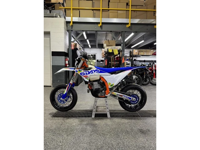2026 KTM, dovoz Kanada — foto 5 z 5