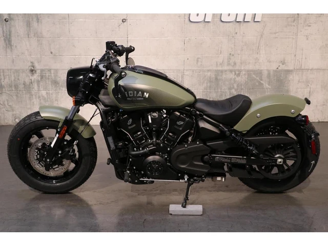 2026 Indian, dovoz Kanada — foto 3 z 5