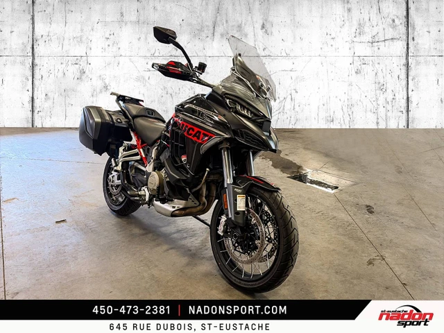 2021 Ducati, 16 600 km, dovoz Kanada — foto 3 z 5