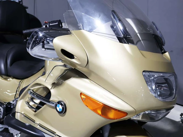 2005 BMW, 95 812 km, dovoz Kanada — foto 3 z 5