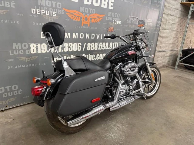 2015 Harley-Davidson, 17 590 km, dovoz Kanada — foto 4 z 5