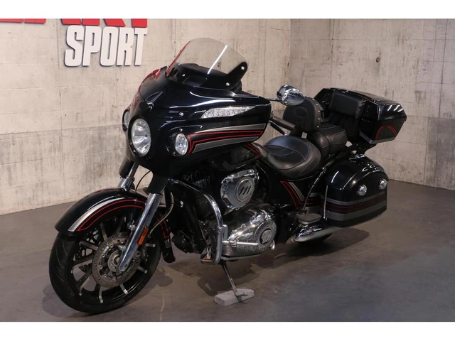 2018 Indian, 49 558 km, dovoz Kanada — foto 2 z 5