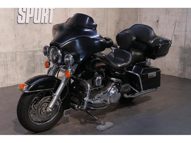 2007 Harley-Davidson, 67 100 km, dovoz Kanada — foto 2 z 5