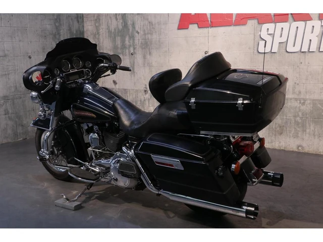 2007 Harley-Davidson, 67 100 km, dovoz Kanada — foto 4 z 5
