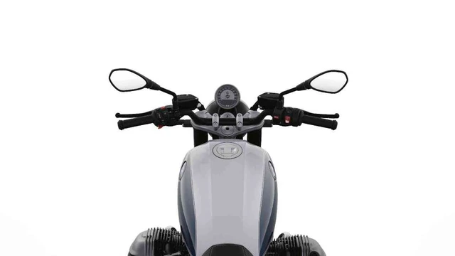 2026 BMW, dovoz Kanada — foto 2 z 4