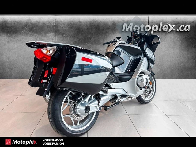 2011 BMW, 38 181 km, dovoz Kanada — foto 3 z 5