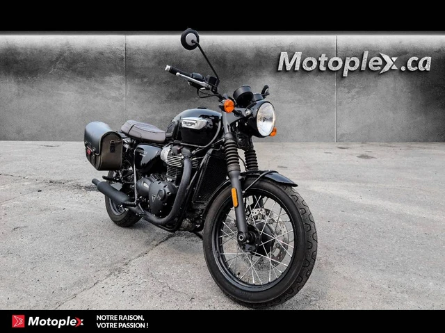 2018 Triumph, černá, 9 145 km, dovoz Kanada — foto 3 z 5