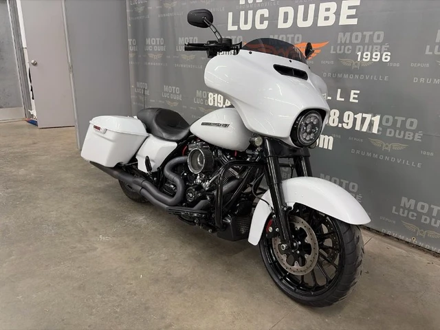 2019 Harley-Davidson, 43 840 km, dovoz Kanada — foto 2 z 5