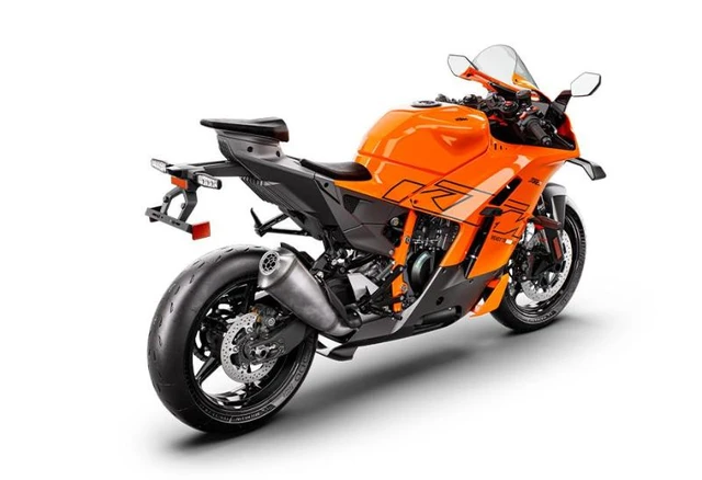 2026 KTM, dovoz Kanada — foto 2 z 5