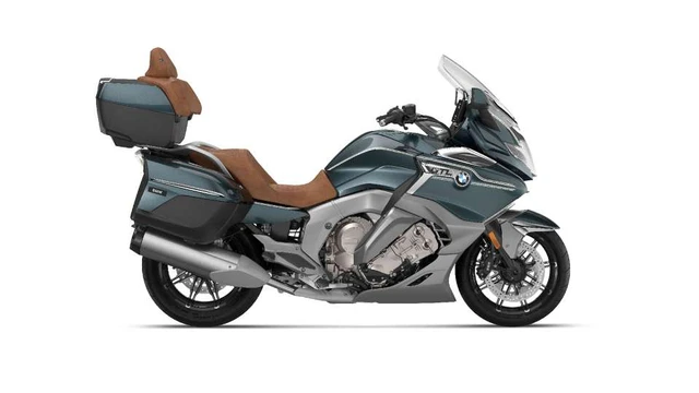 2026 BMW, dovoz Kanada — foto 3 z 4