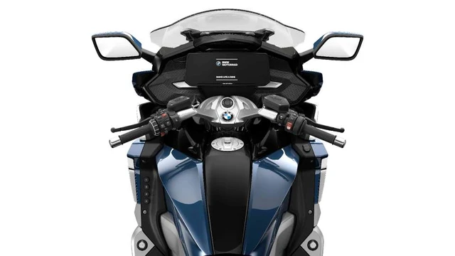 2026 BMW, dovoz Kanada — foto 2 z 4