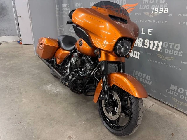 2014 Harley-Davidson, 56 184 km, dovoz Kanada — foto 3 z 5