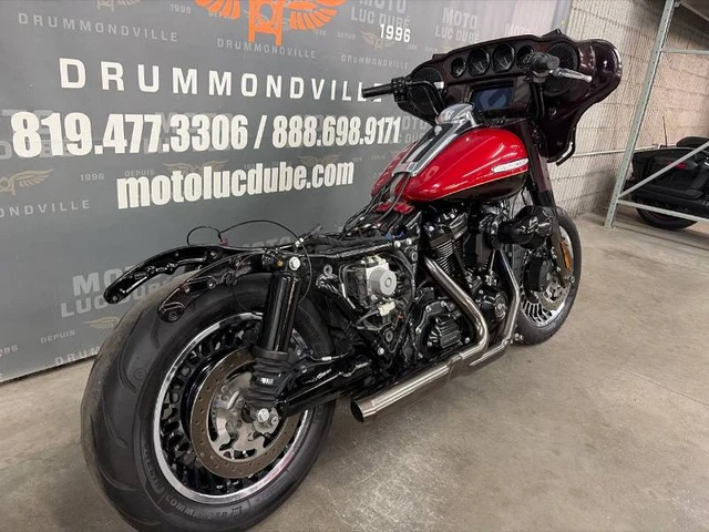 2021 Harley-Davidson, 15 978 km, dovoz Kanada — foto 3 z 5