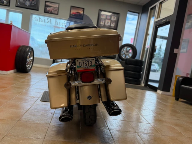 2003 Harley-Davidson, 19 600 km, dovoz Kanada — foto 4 z 5