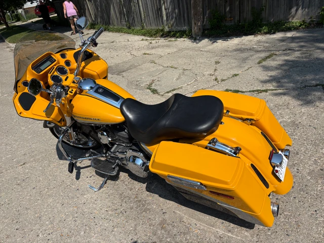 2009 Harley-Davidson, 13 500 km, dovoz Kanada — foto 4 z 5
