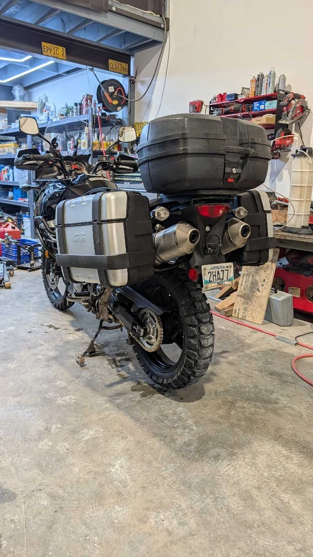2008 Suzuki, dovoz Kanada — foto 3 z 5