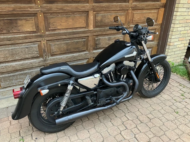 2003 Harley-Davidson, 54 000 km, dovoz Kanada — foto 3 z 5