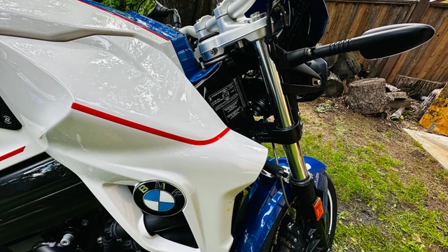 2014 BMW, 11 500 km, dovoz Kanada — foto 3 z 5