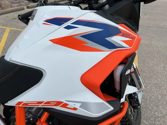 2024 KTM, dovoz Kanada — foto 2 z 5