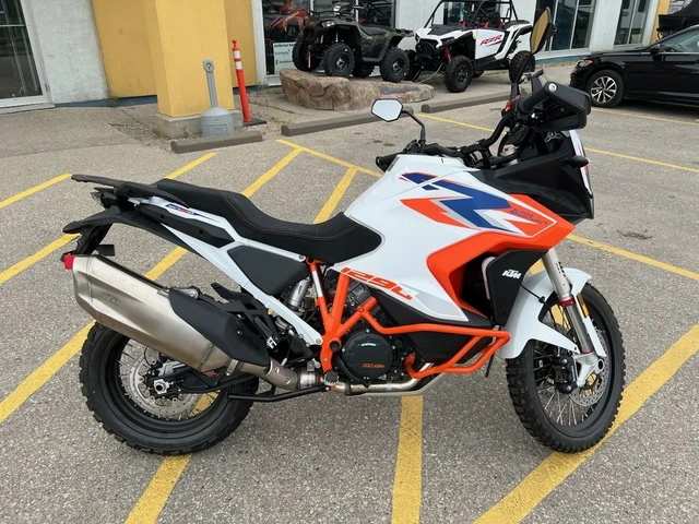 2024 KTM, dovoz Kanada — foto 3 z 5