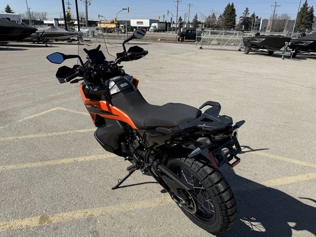 2026 KTM, dovoz Kanada — foto 5 z 5