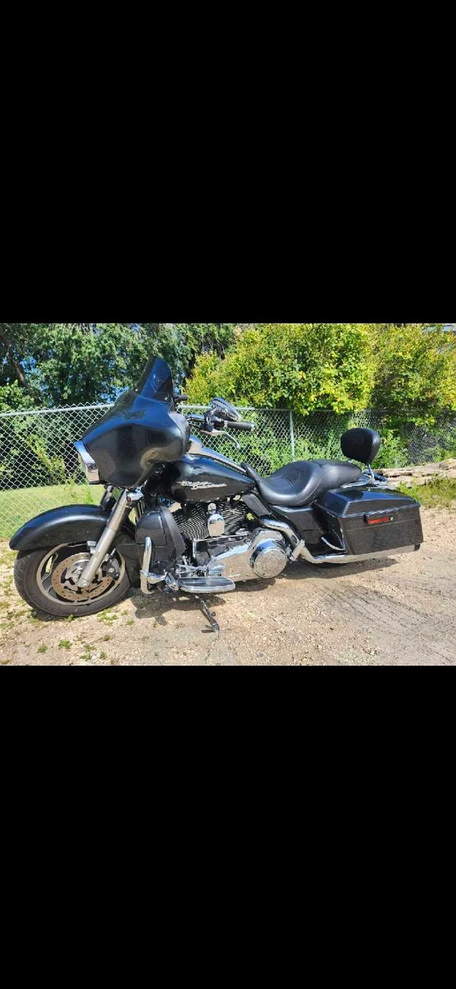2008 Harley-Davidson, 85 000 km, dovoz Kanada — foto 3 z 5