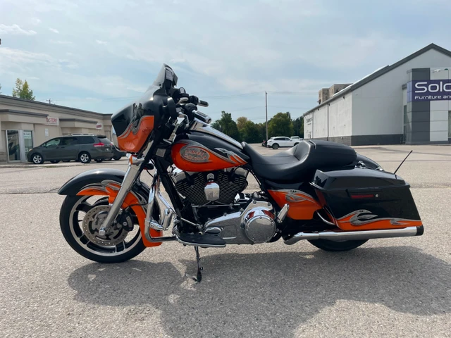 2012 Harley-Davidson, 74 000 km, dovoz Kanada — foto 4 z 5